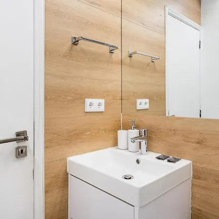 Guestready - Cosy Retreat In Apartamento Oporto
